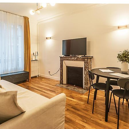 The Square, Paris-Asnieres, Private Apartment With Bedroom And Living Room Экстерьер фото