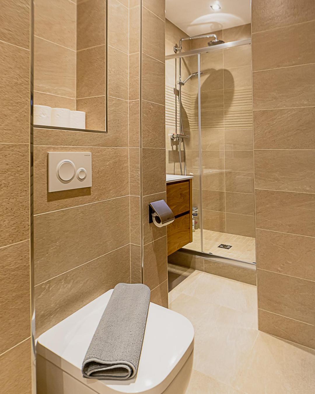 The Square, Paris-Asnieres, Private Apartment With Bedroom And Living Room Экстерьер фото